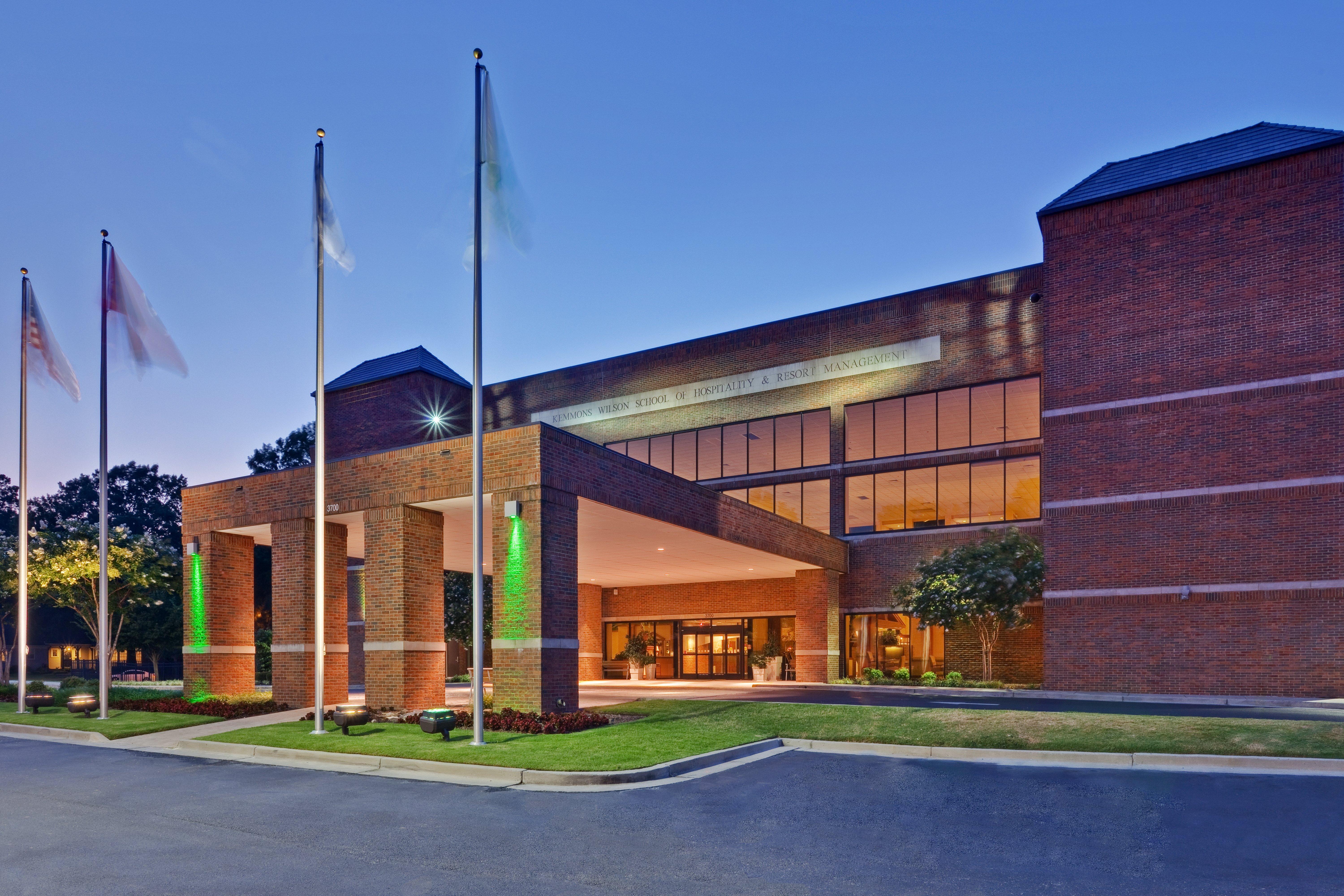 Holiday Inn Memphis-University Of Memphis By Ihg מראה חיצוני תמונה